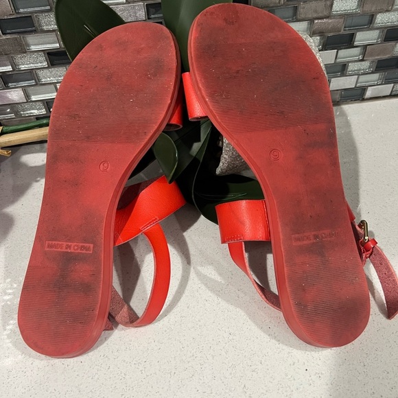 OLD NAVY women strap leather red sandals/size 9 - Picture 4 of 11